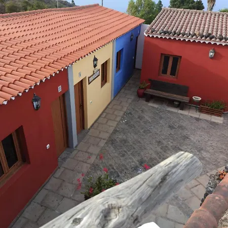 Апартаменты Casa El Comisario *