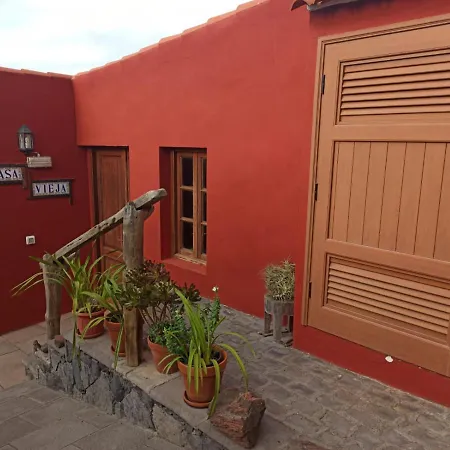 Casa El Comisario * El Tanque