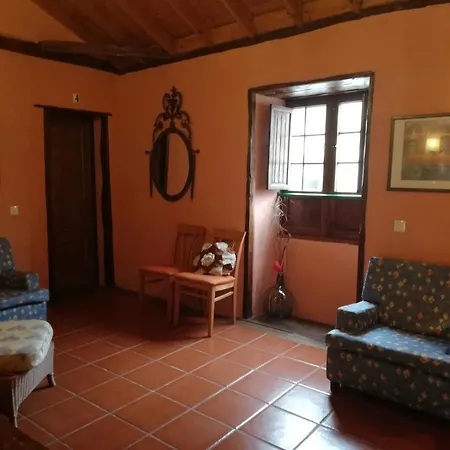 Casa El Comisario * El Tanque