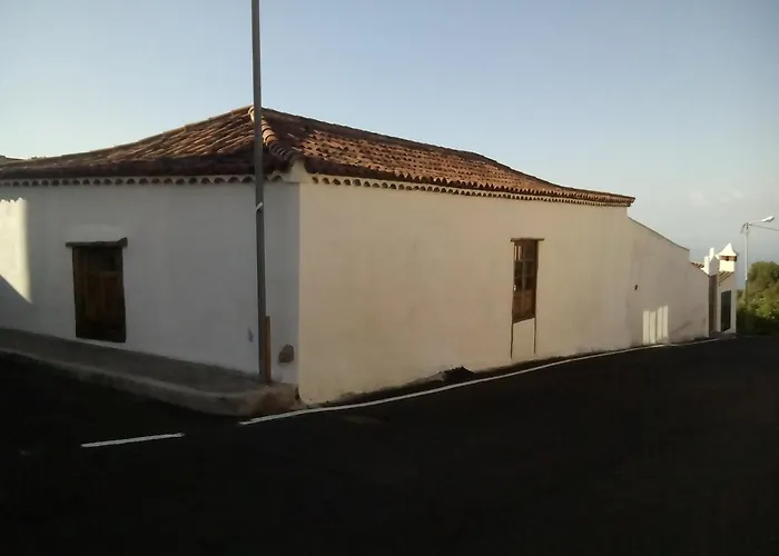 Casa El Comisario * El Tanque